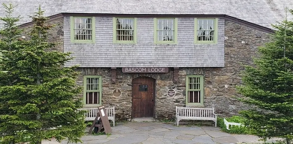 Bascom Lodge