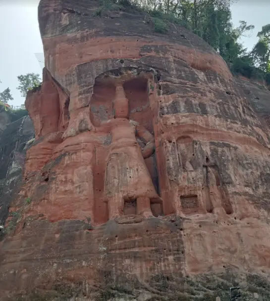 Leshan Giant Buddha and Huanglongxi Ancient Town