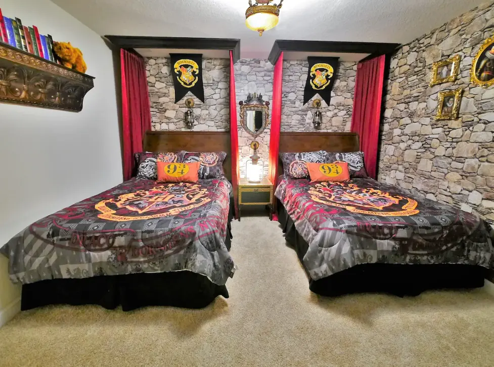 Themed room