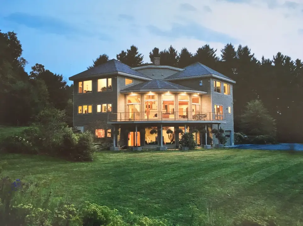 North facing image of Meadow & Fern Estate. Lower level Kiva Suite & large deck