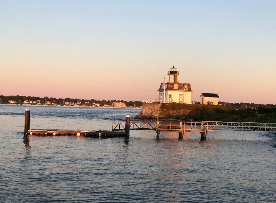 Rose Island Lightouse