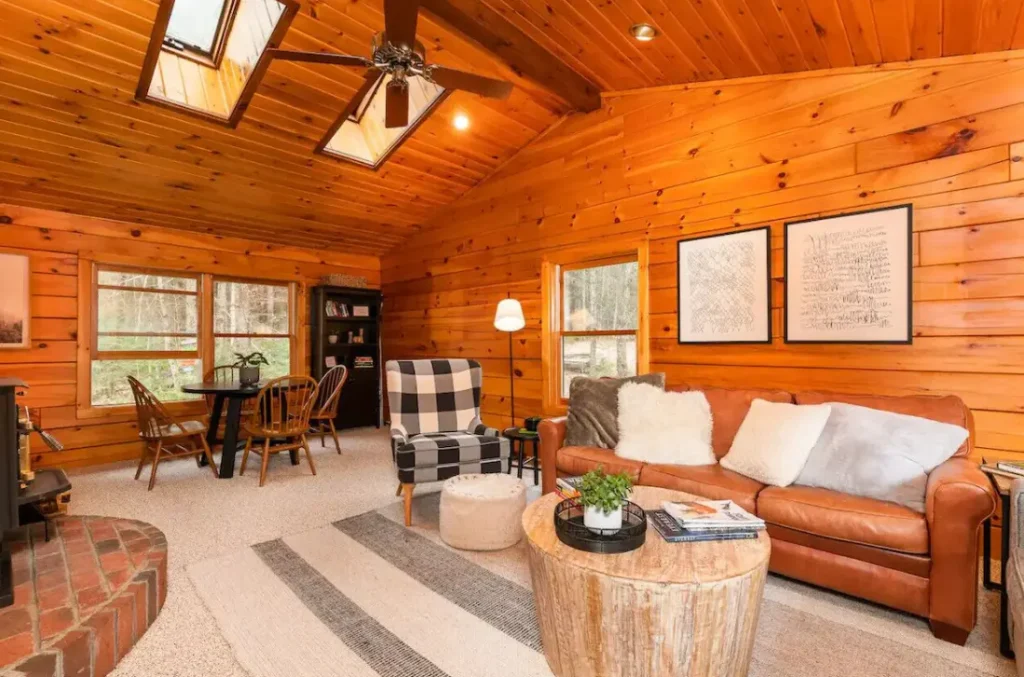 Sit, stay, and enjoy the warmth of living space