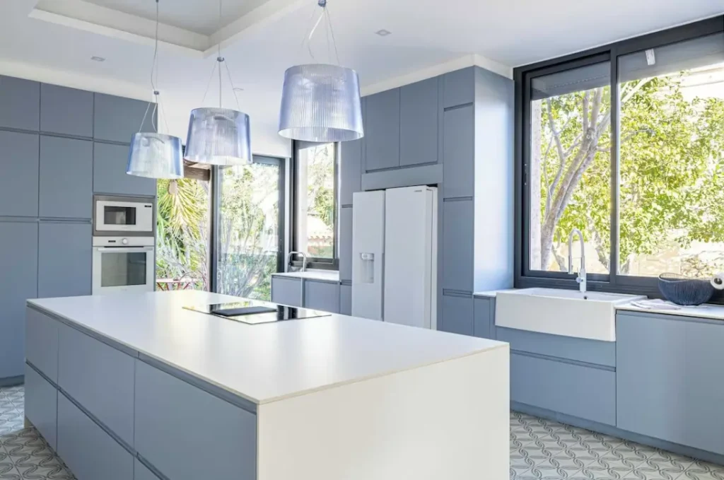 Clean private kitchen