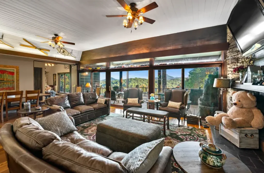 Floor to ceiling views