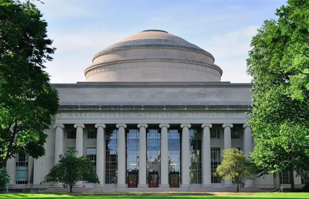 Group Tour of MIT And Harvard