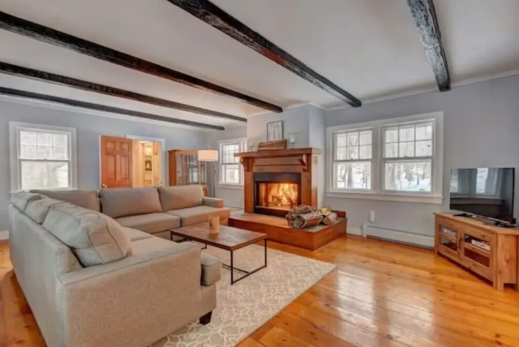 Sit and enjoy the blazing fireplace and watch your show/series on the smart TV