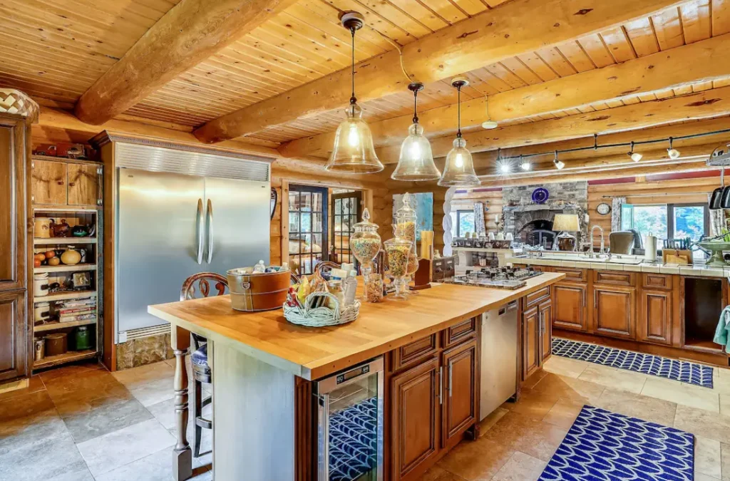 Kitchen area
