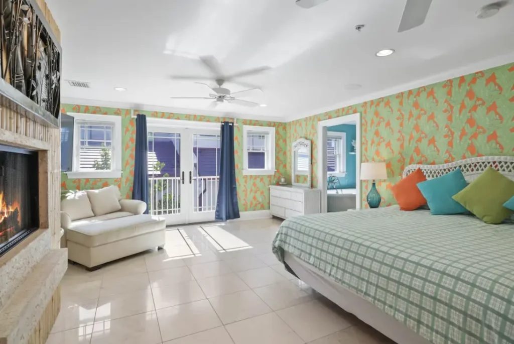 Spacious bedroom