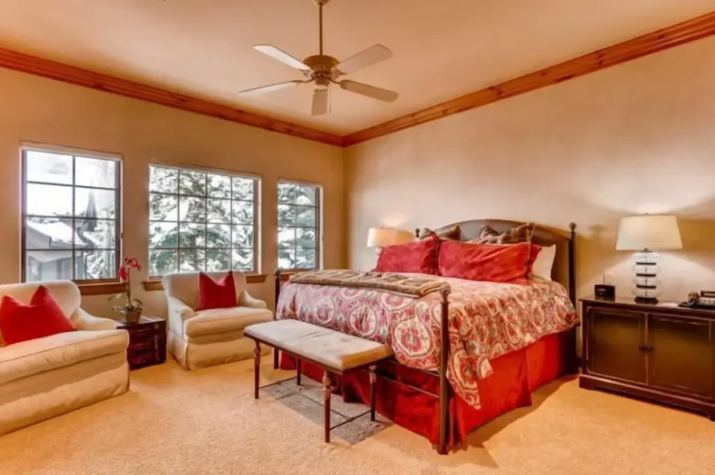 Cozy bedroom