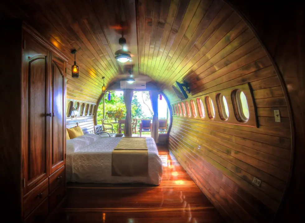 Private Cockpit hideaway for a couple