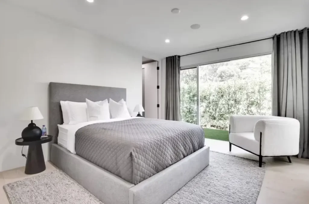 Cozy bedroom