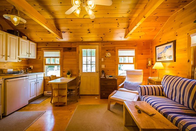 17 Unique Airbnbs in Cape Cod Cabins, Treehouses + Luxury Rentals