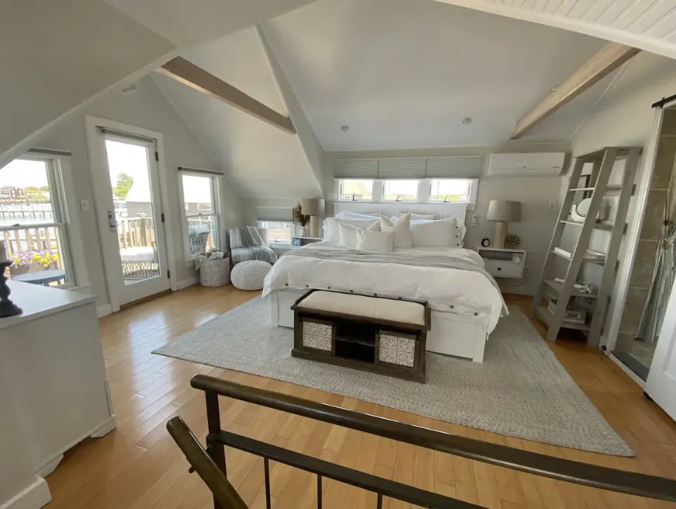 Master bedroom on 2nd floor