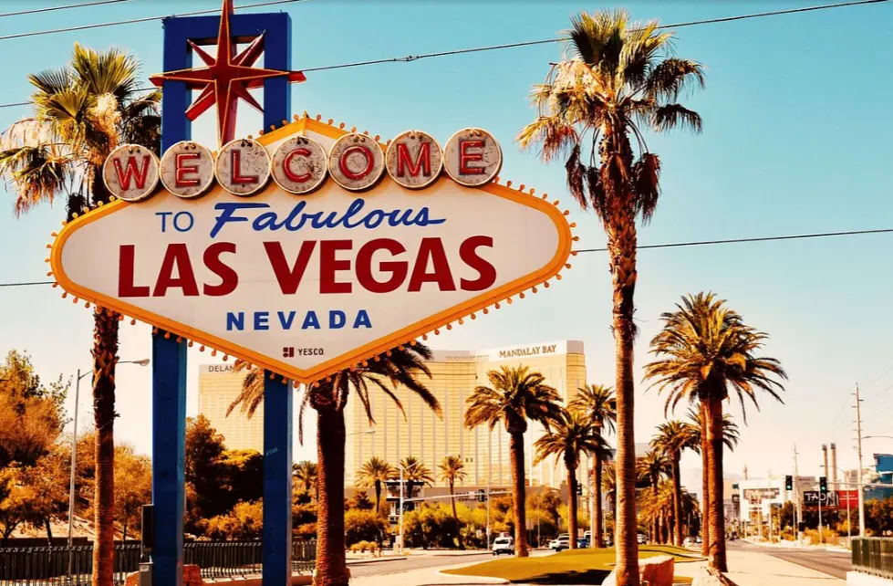 Las Vegas welcome sign