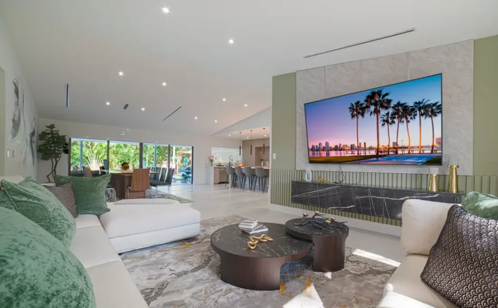 Luxury plush living room