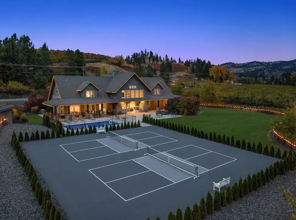 Exterior and property grounds