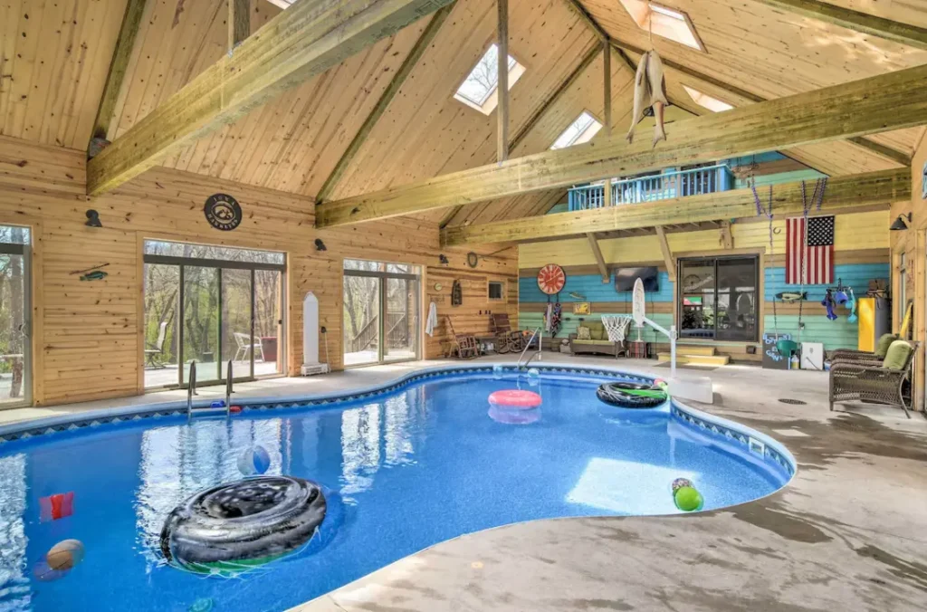 Indoor pool with lots of toys
