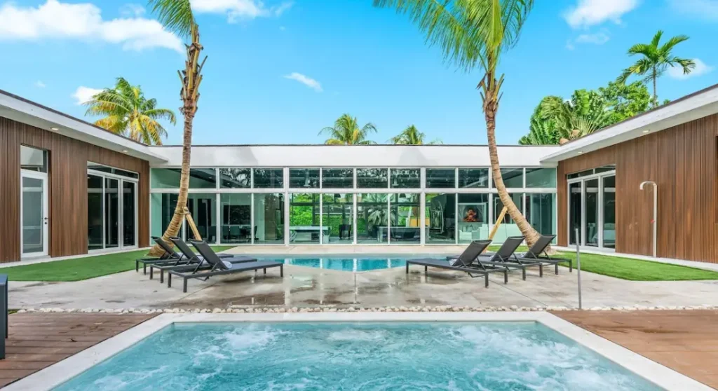 Exterior pool area