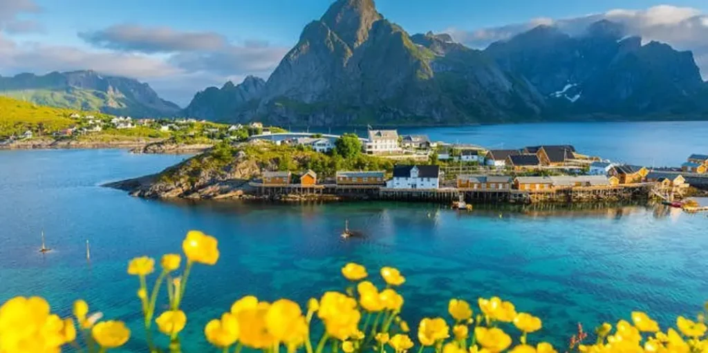  Lofoten Islands
