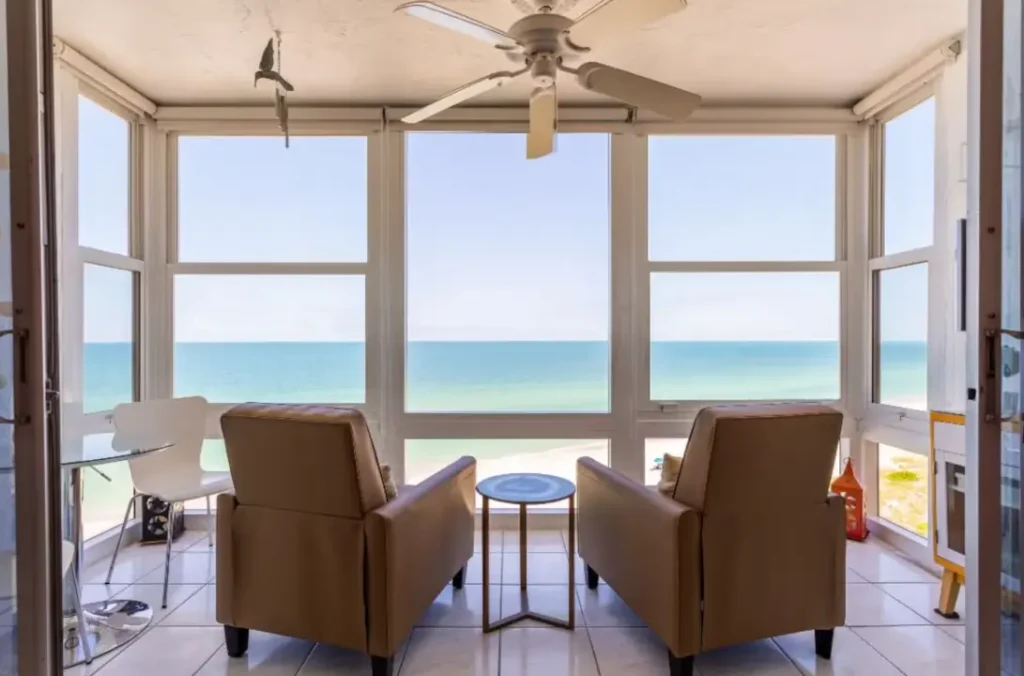 Relaxing beachfront views