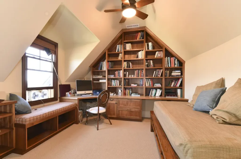 Office with a twin bed