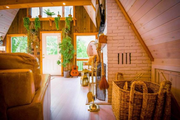 30 Long Term Airbnb Rentals Across America (With Availability!)