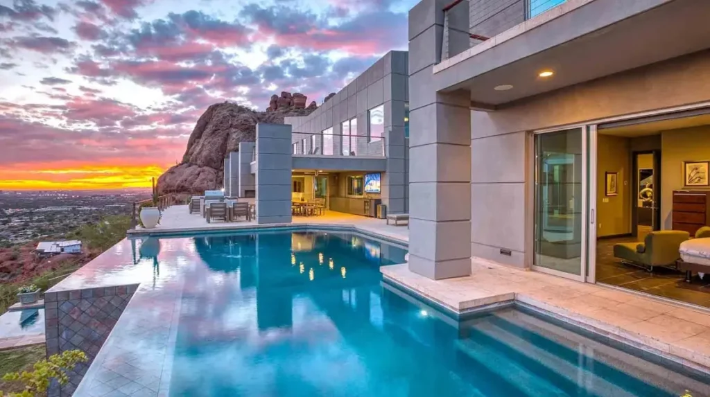 Amazing views from Manor Pool and bedroom 4