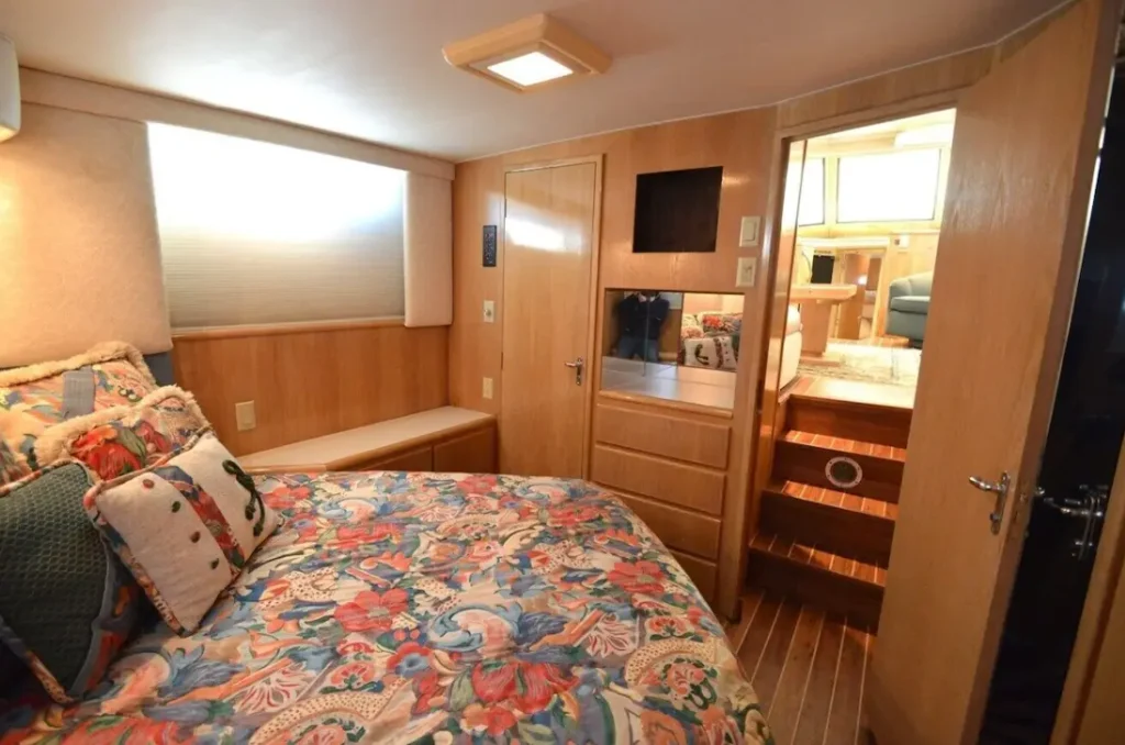 Cozy bedroom