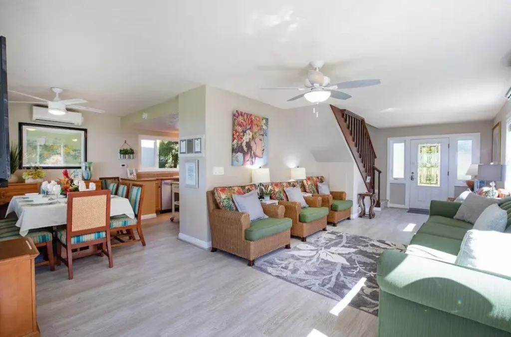 Dining/family room
