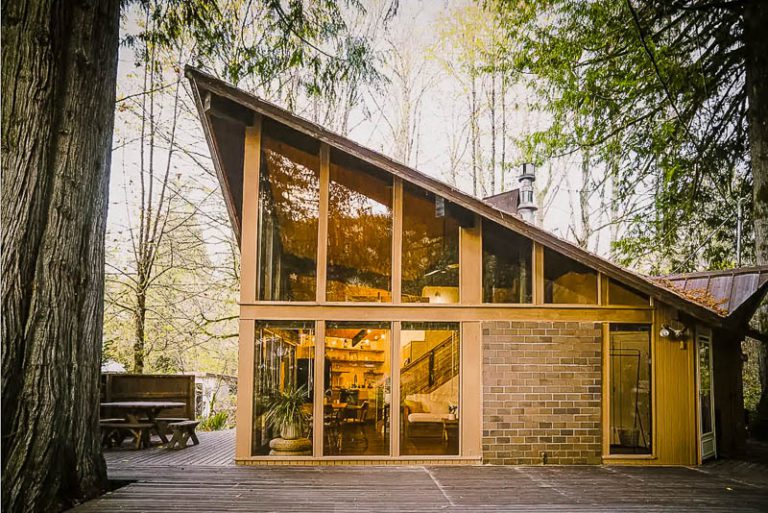 24 Best Airbnbs in Washington State Treehouses, Cabins + More