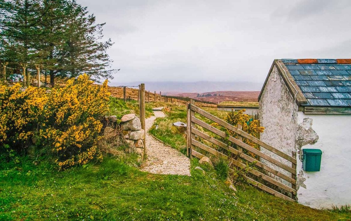 Best Airbnbs in Ireland Featured Image