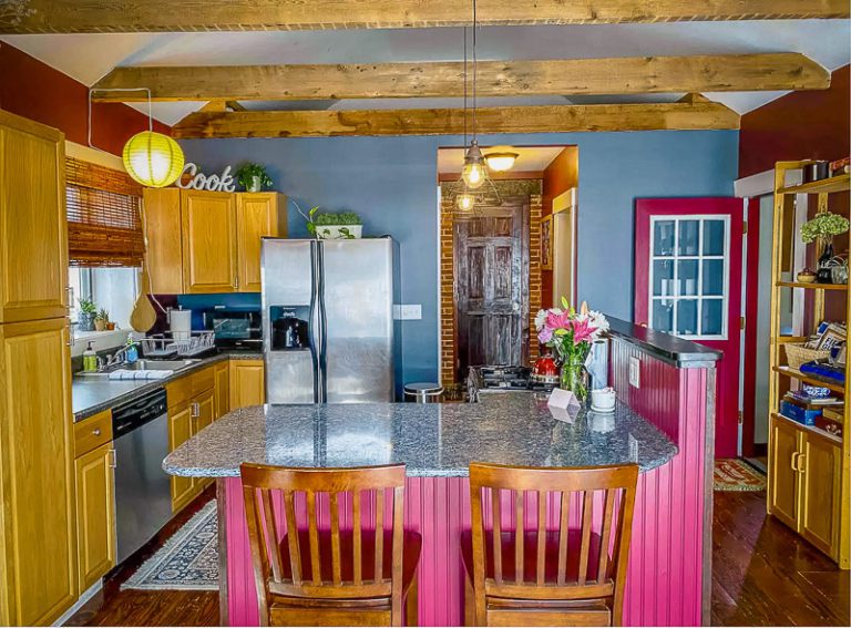 27 Unique Airbnbs in Vermont Treehouses + Vacation Rentals