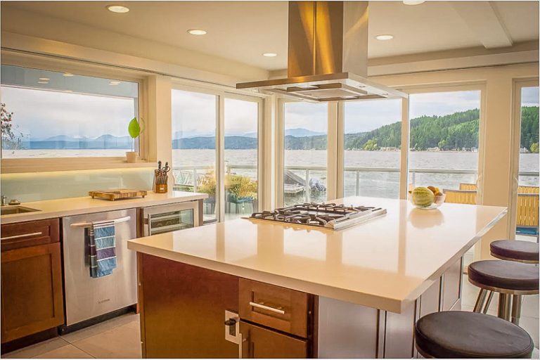 24 Best Airbnbs in Washington State Treehouses, Cabins + More