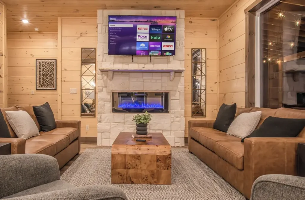 Spacious living room