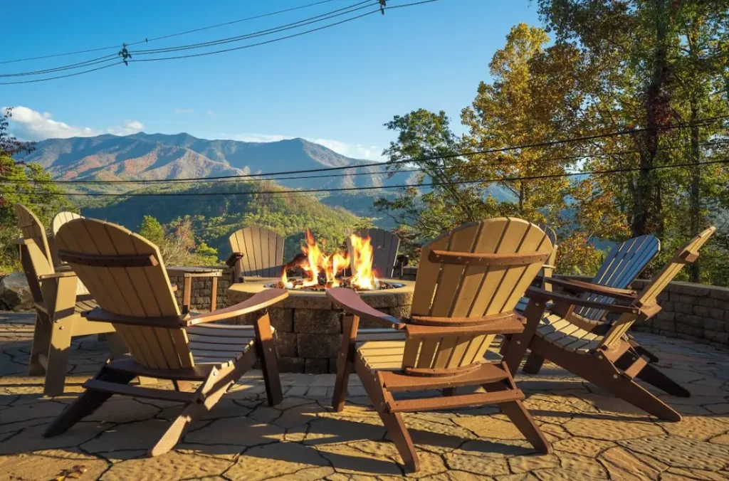 Outdoor firepit