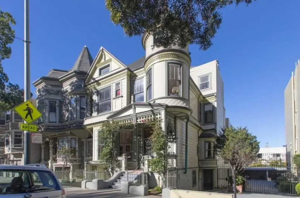 Gorgeous Victorian flat in the heart of San Francisco
