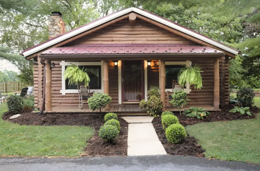 Exterior design of Cozy Cabin Happiness