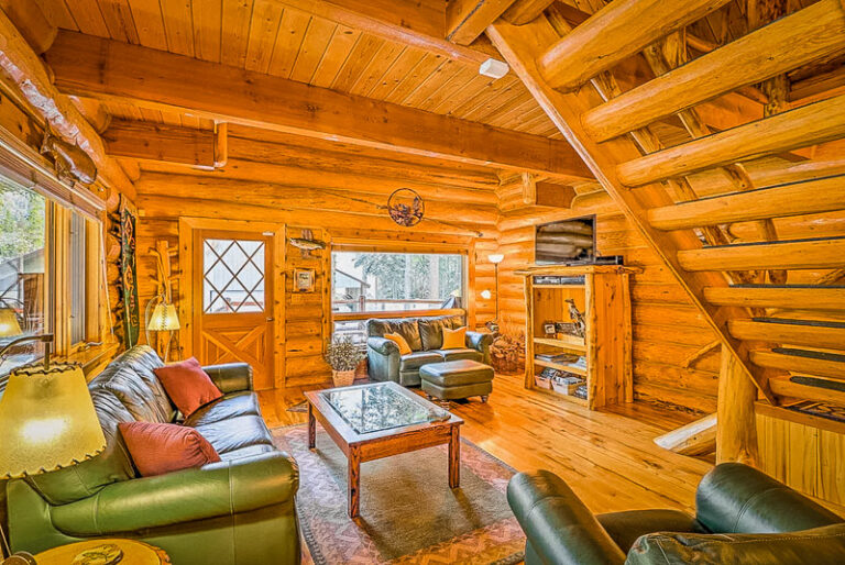 13 Montana Cabin Rentals Luxury Log Cabins for Rent in MT