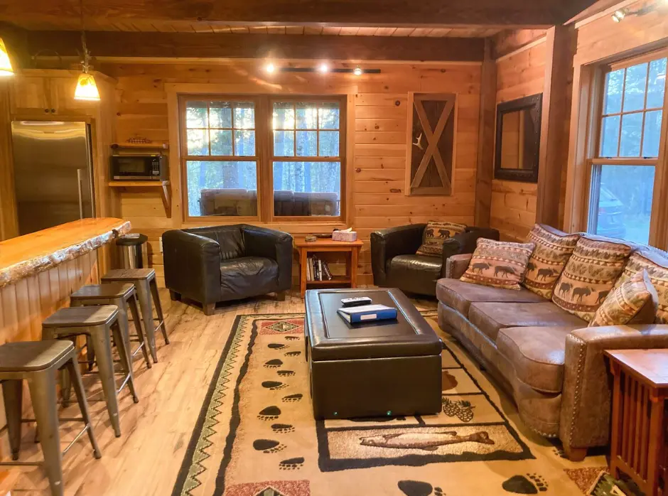 Living room with plenty of seating