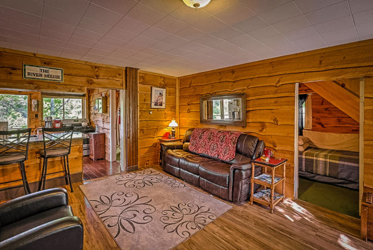 13 Lake Cabins for Rent Lakefront Log Cabins + Cottages in NY