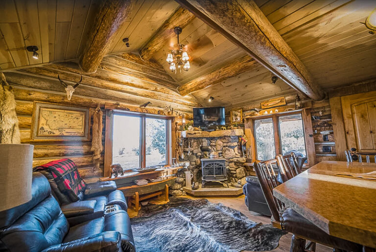 13 Montana Cabin Rentals Luxury Log Cabins for Rent in MT