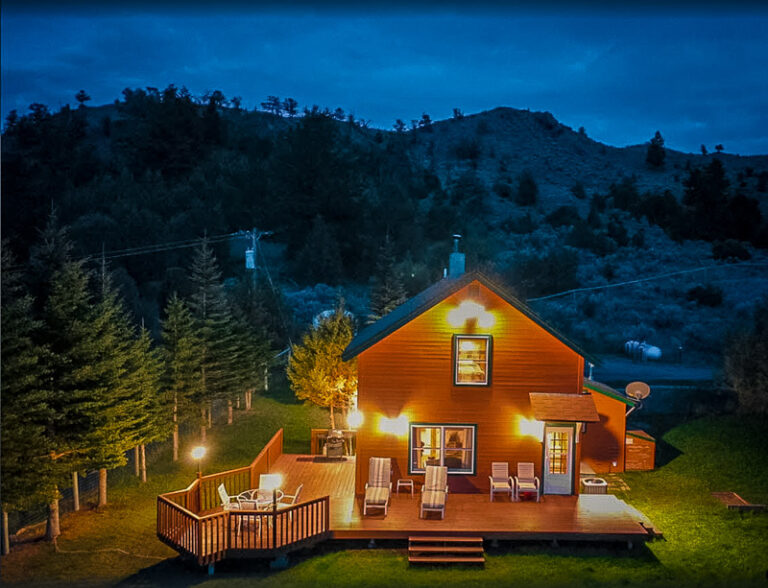 13 Montana Cabin Rentals Luxury Log Cabins for Rent in MT