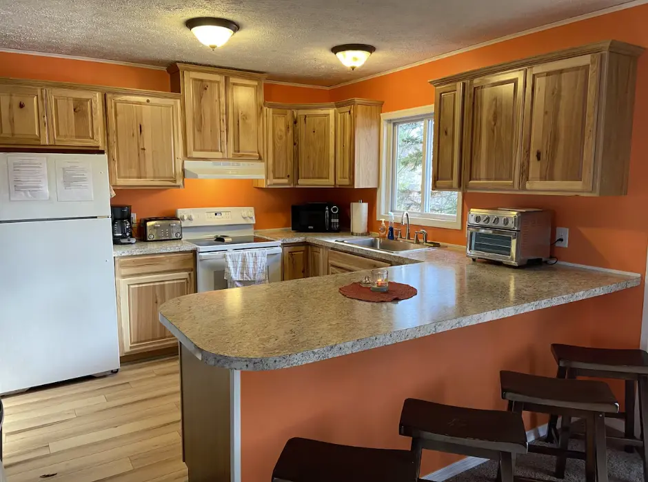 Lakefront home Kitchen