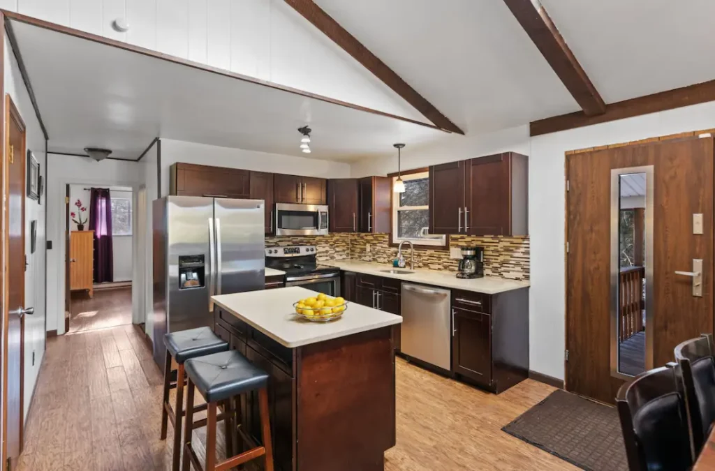 Inn Kognito Kitchen area