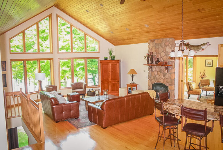 13 Cabin Rentals in Minnesota Cottages + Log Cabins for Rent in MN