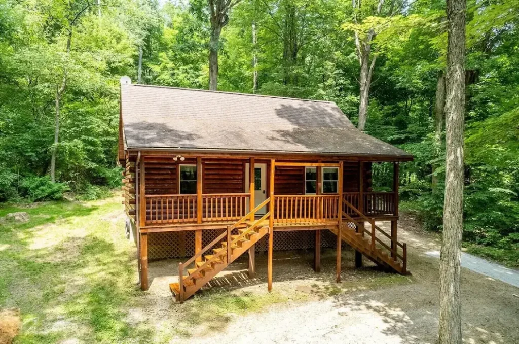 Exterior design of Pine Ridge Cabin