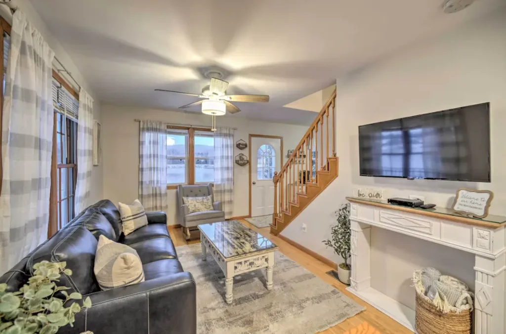 Cozy lake house living area