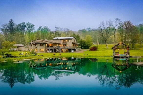 New York Lake House Rentals Featured Image