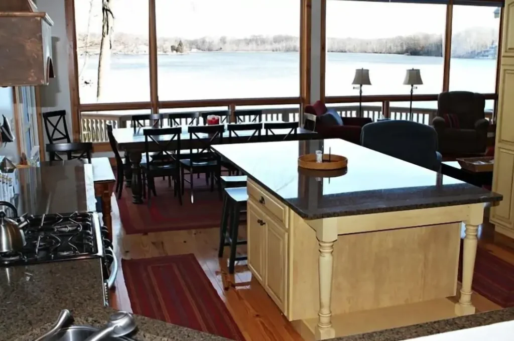 Kitchen island, lake view