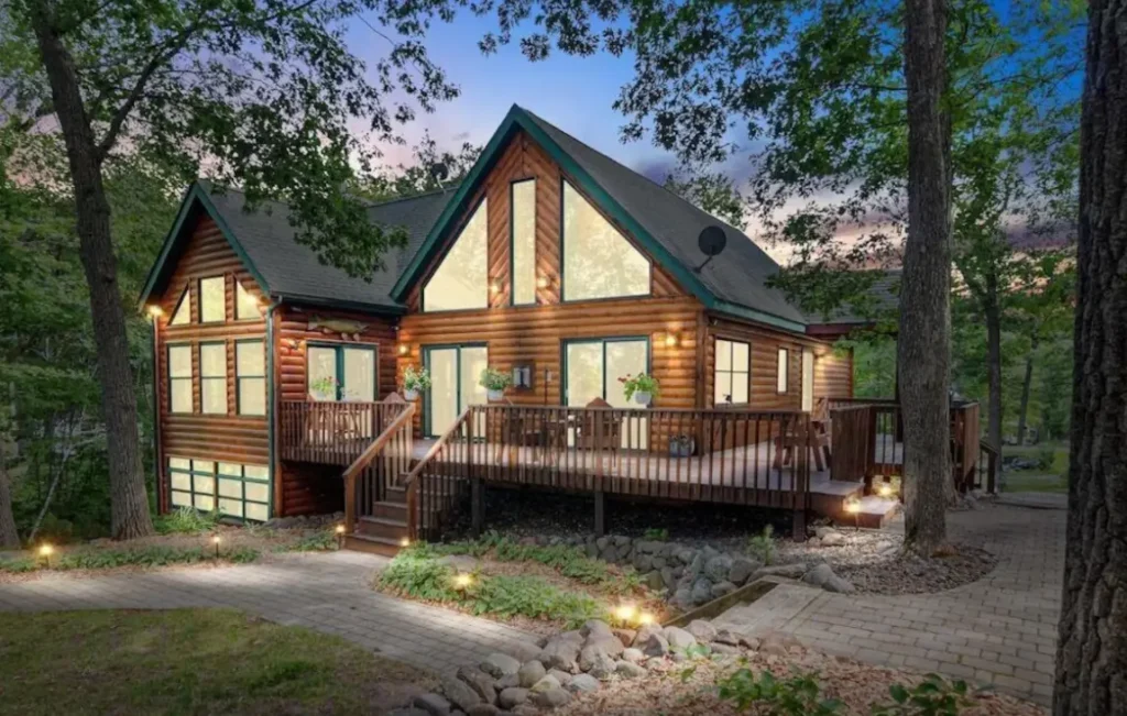 Paisley Pines exterior design